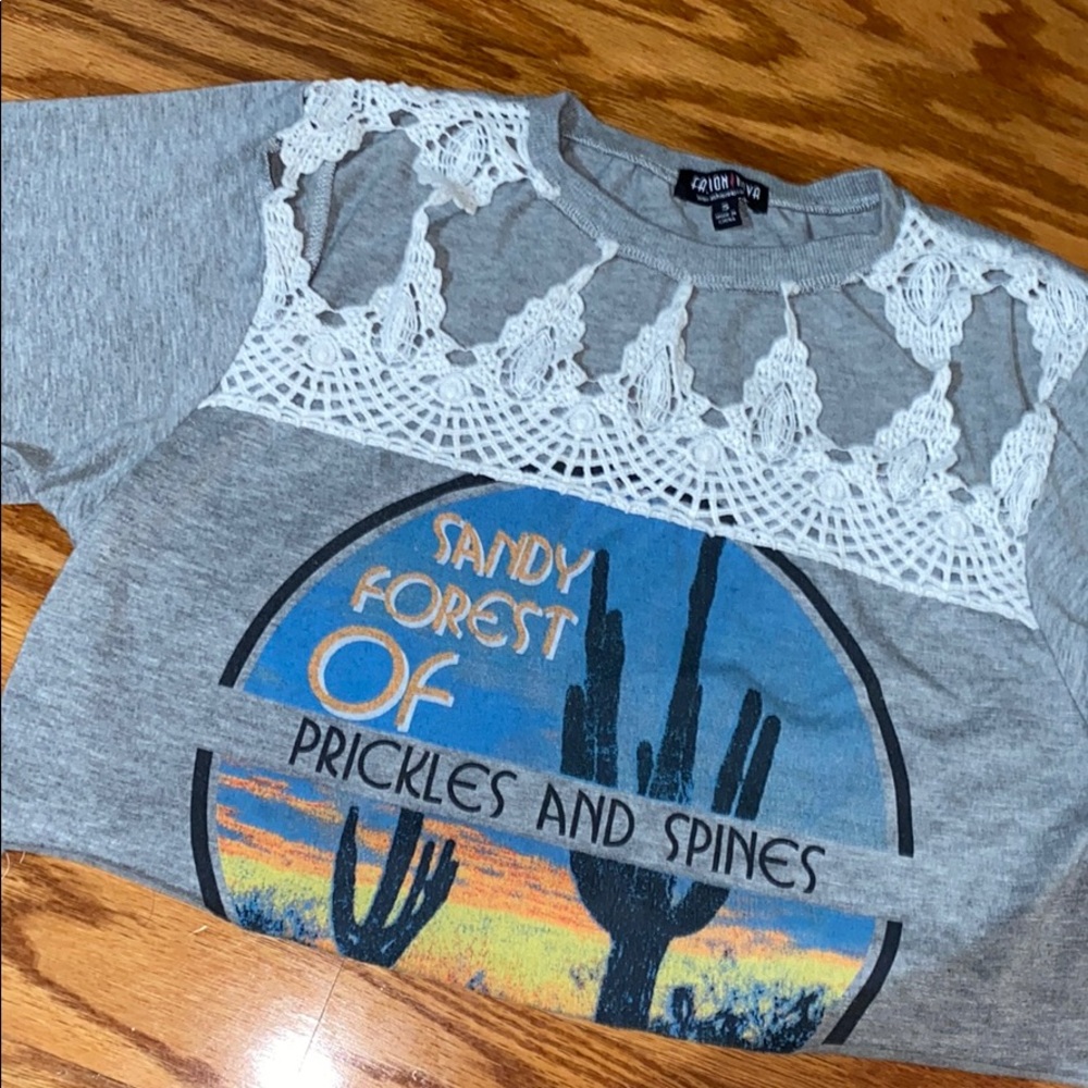 Cropped Graphic T-Shirt